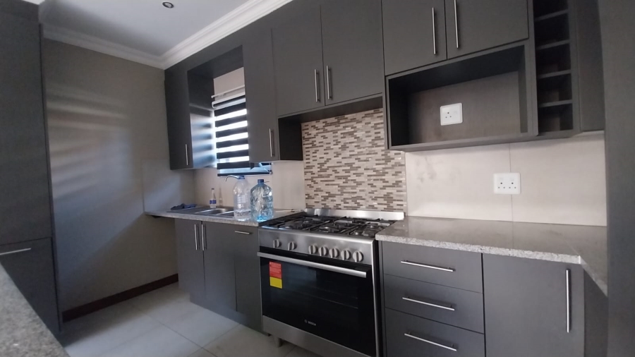 To Let 3 Bedroom Property for Rent in Terra Nova Mpumalanga
