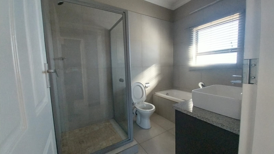 To Let 3 Bedroom Property for Rent in Terra Nova Mpumalanga