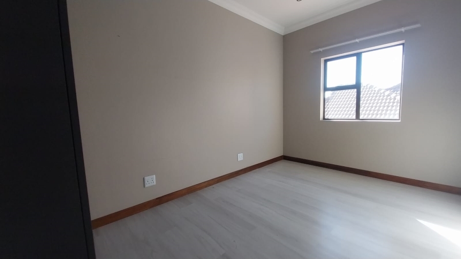 To Let 3 Bedroom Property for Rent in Terra Nova Mpumalanga