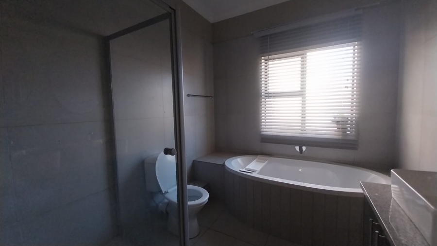To Let 3 Bedroom Property for Rent in Terra Nova Mpumalanga