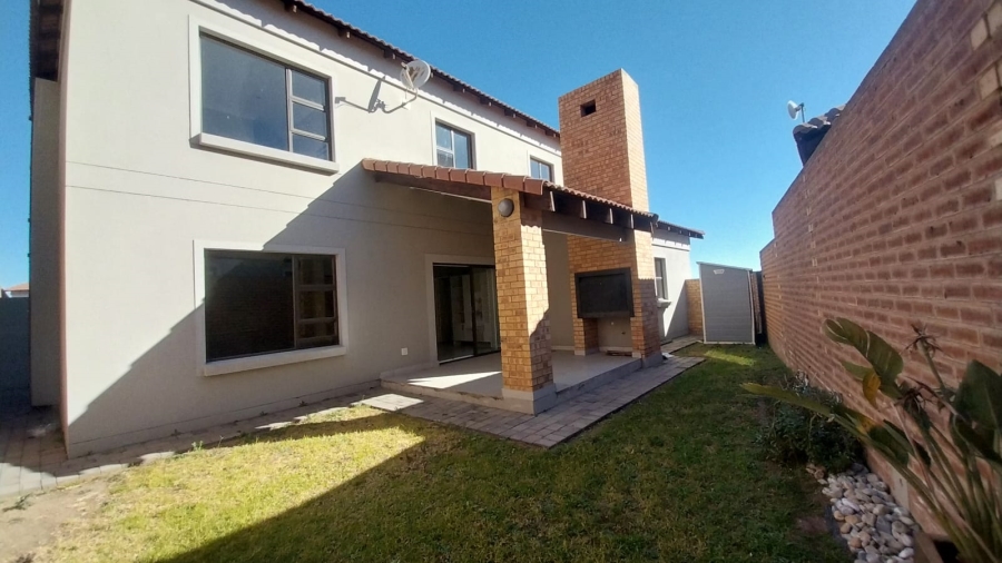 To Let 3 Bedroom Property for Rent in Terra Nova Mpumalanga