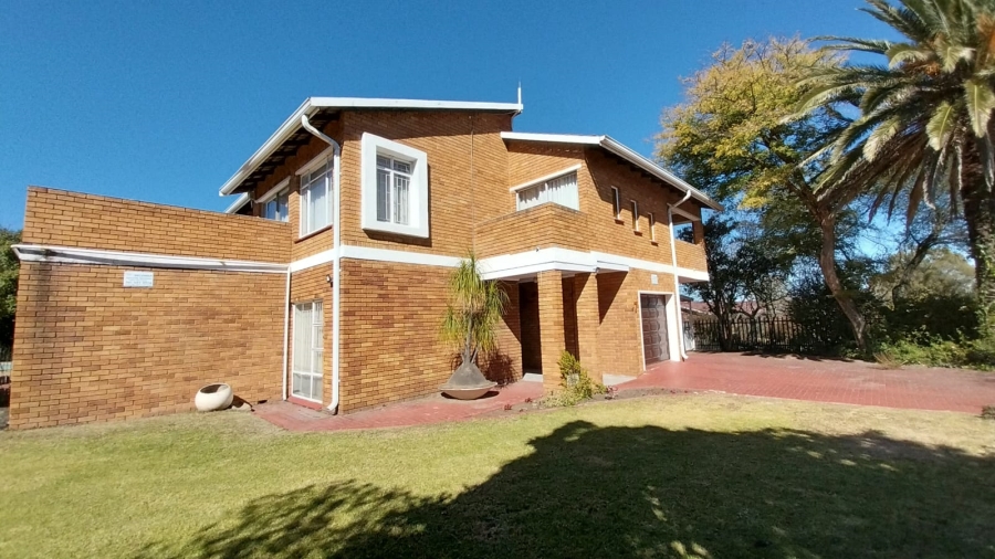 5 Bedroom Property for Sale in Secunda Mpumalanga