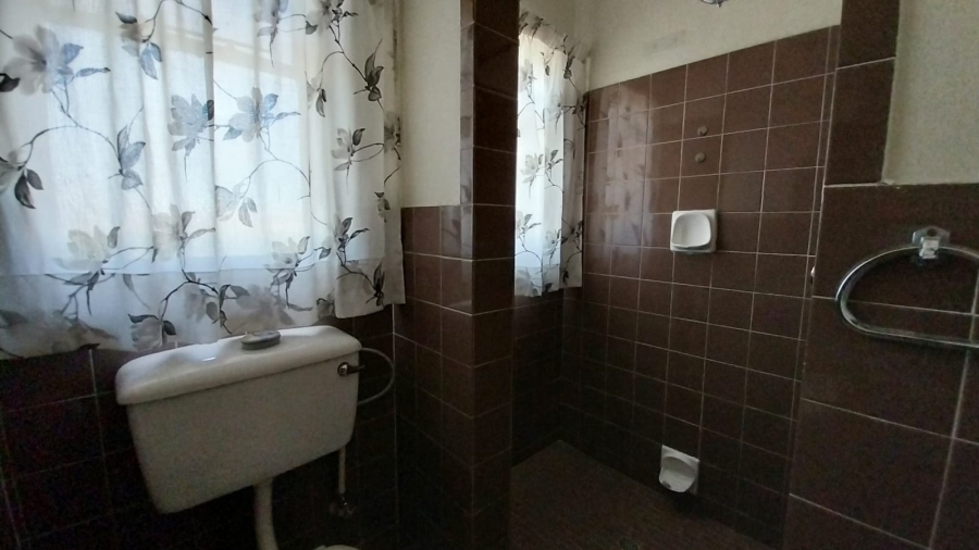 5 Bedroom Property for Sale in Secunda Mpumalanga