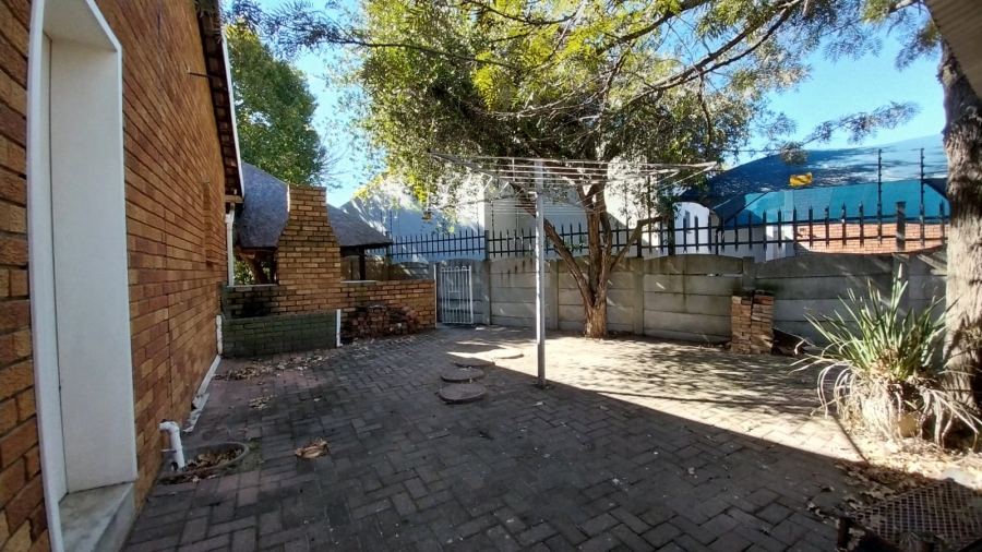 5 Bedroom Property for Sale in Secunda Mpumalanga