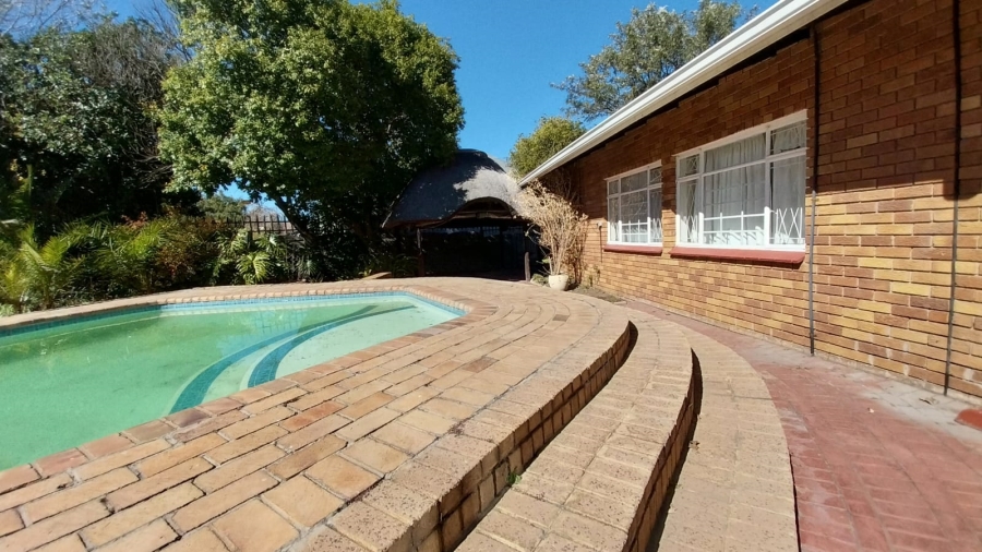 5 Bedroom Property for Sale in Secunda Mpumalanga