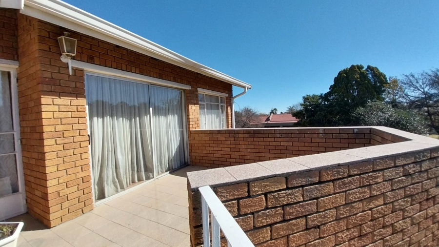 5 Bedroom Property for Sale in Secunda Mpumalanga