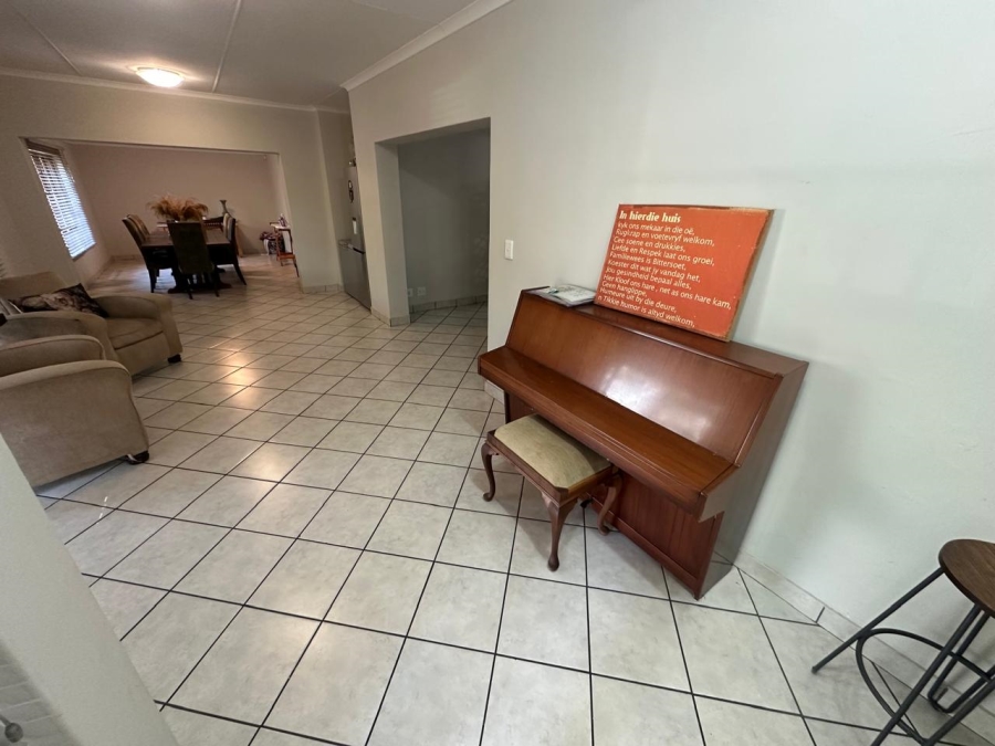 4 Bedroom Property for Sale in Nelspruit Ext 5 Mpumalanga
