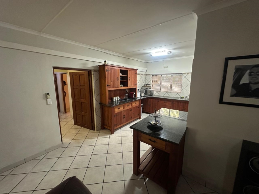 4 Bedroom Property for Sale in Nelspruit Ext 5 Mpumalanga