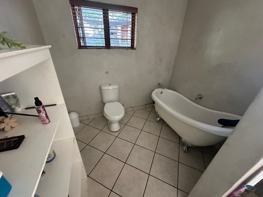 4 Bedroom Property for Sale in Nelspruit Ext 5 Mpumalanga