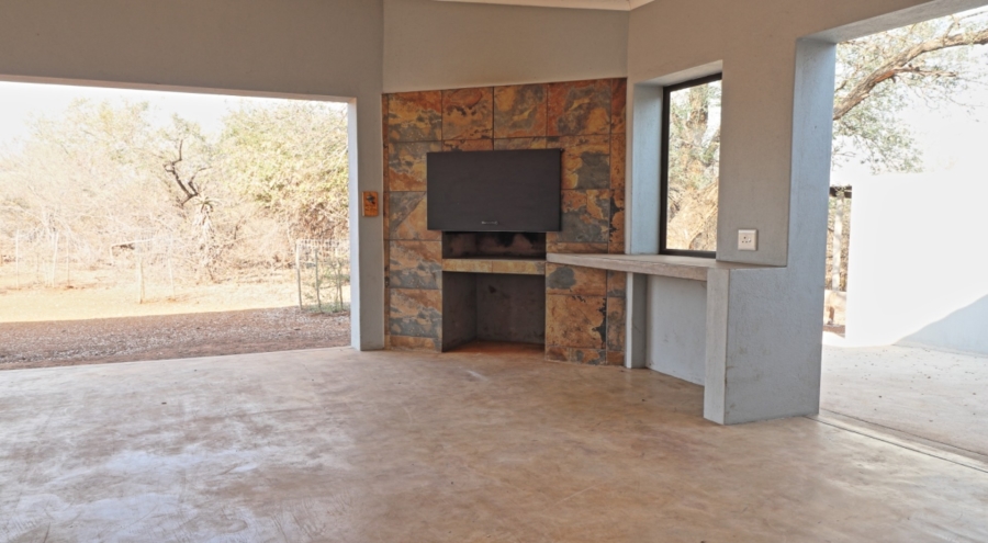 3 Bedroom Property for Sale in Marloth Park Mpumalanga