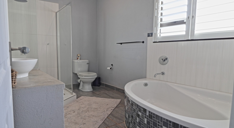 3 Bedroom Property for Sale in Marloth Park Mpumalanga
