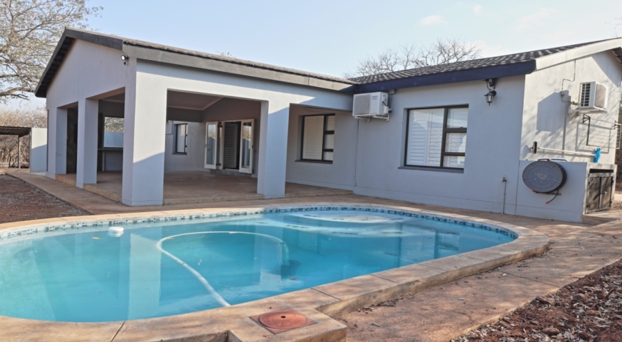 3 Bedroom Property for Sale in Marloth Park Mpumalanga