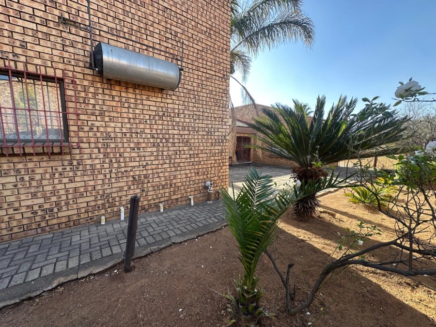 4 Bedroom Property for Sale in Pine Ridge Mpumalanga