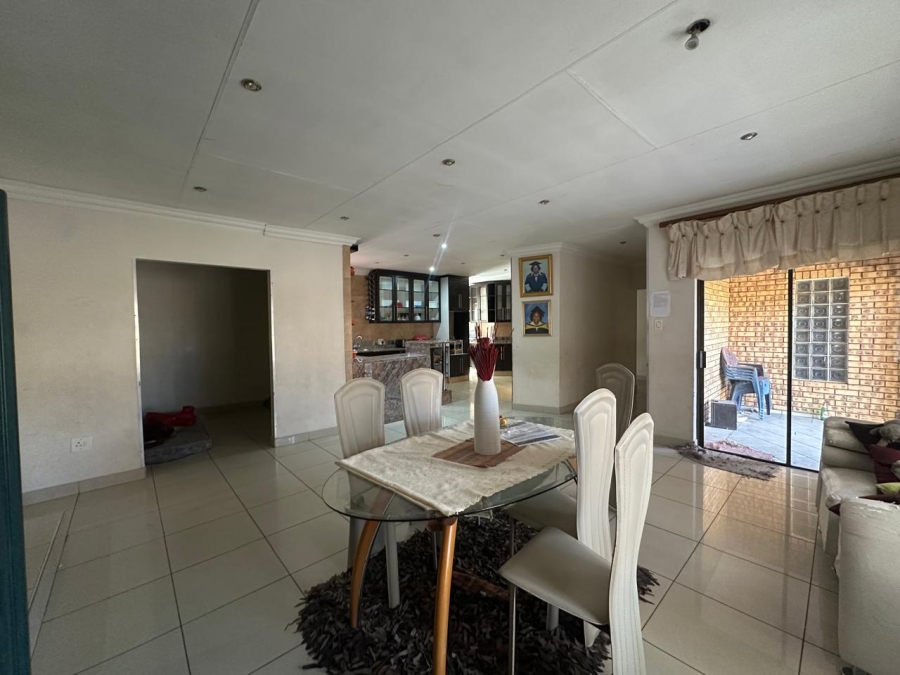 4 Bedroom Property for Sale in Pine Ridge Mpumalanga