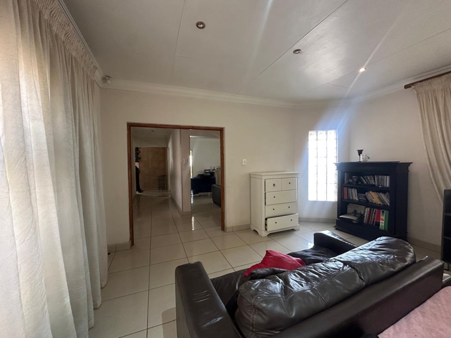 4 Bedroom Property for Sale in Pine Ridge Mpumalanga