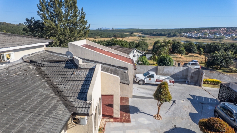 6 Bedroom Property for Sale in White River Ext 18 Mpumalanga