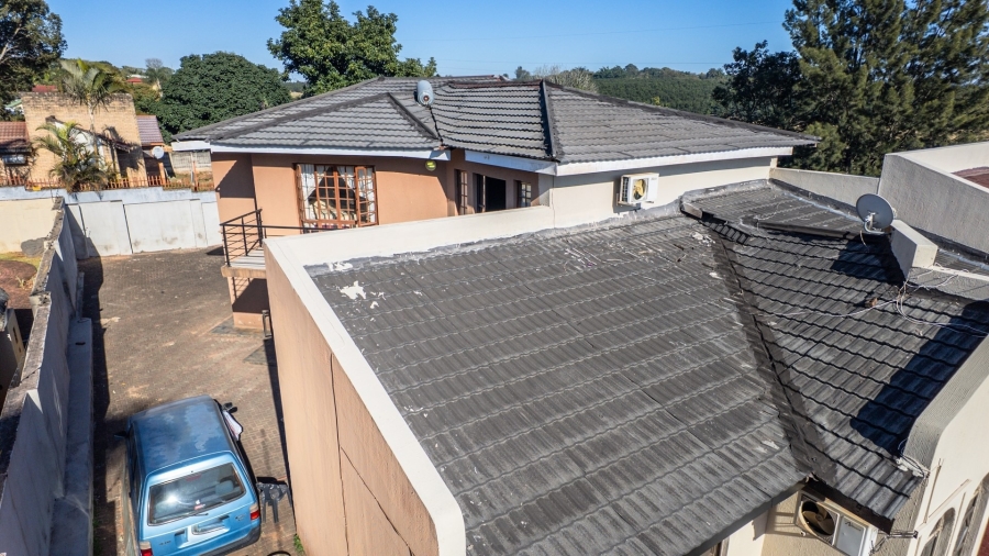 6 Bedroom Property for Sale in White River Ext 18 Mpumalanga