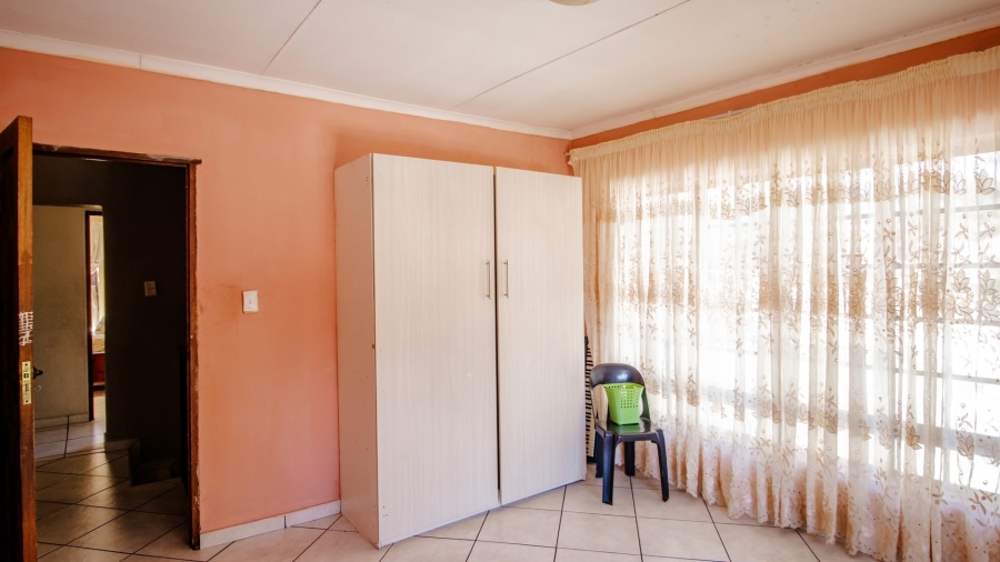 6 Bedroom Property for Sale in White River Ext 18 Mpumalanga
