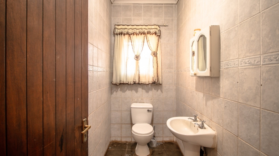 6 Bedroom Property for Sale in White River Ext 18 Mpumalanga