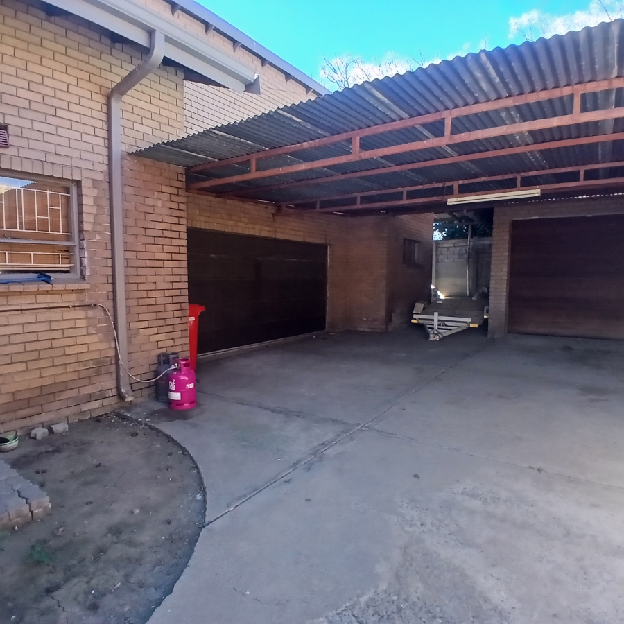 4 Bedroom Property for Sale in Leslie Mpumalanga