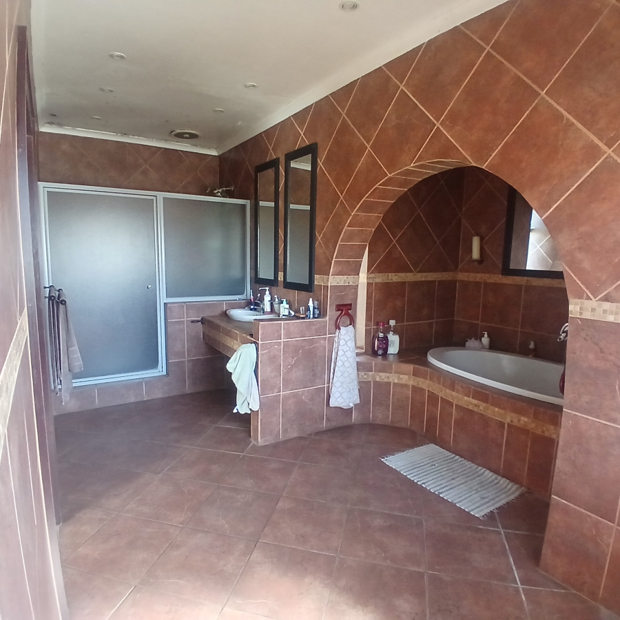 4 Bedroom Property for Sale in Leslie Mpumalanga