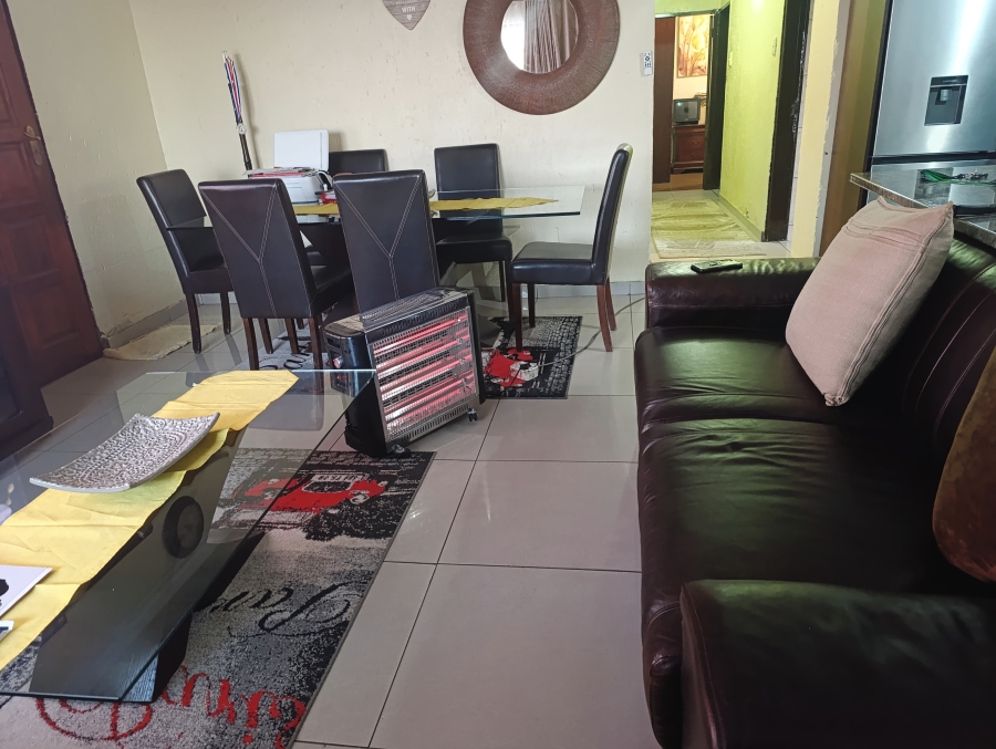 3 Bedroom Property for Sale in Klarinet Mpumalanga
