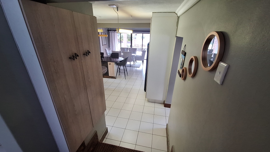 To Let 4 Bedroom Property for Rent in Reyno Ridge Mpumalanga