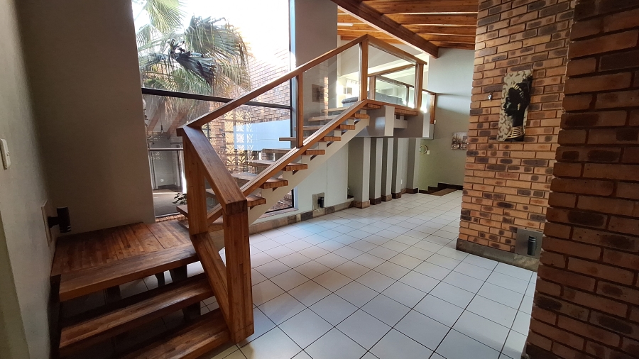 To Let 4 Bedroom Property for Rent in Reyno Ridge Mpumalanga