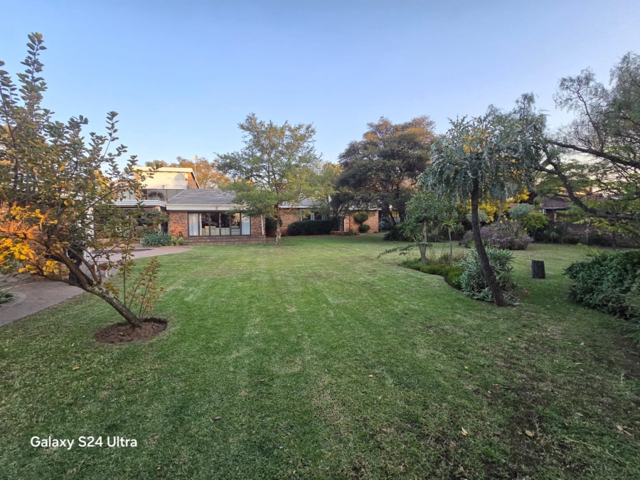To Let 4 Bedroom Property for Rent in Reyno Ridge Mpumalanga