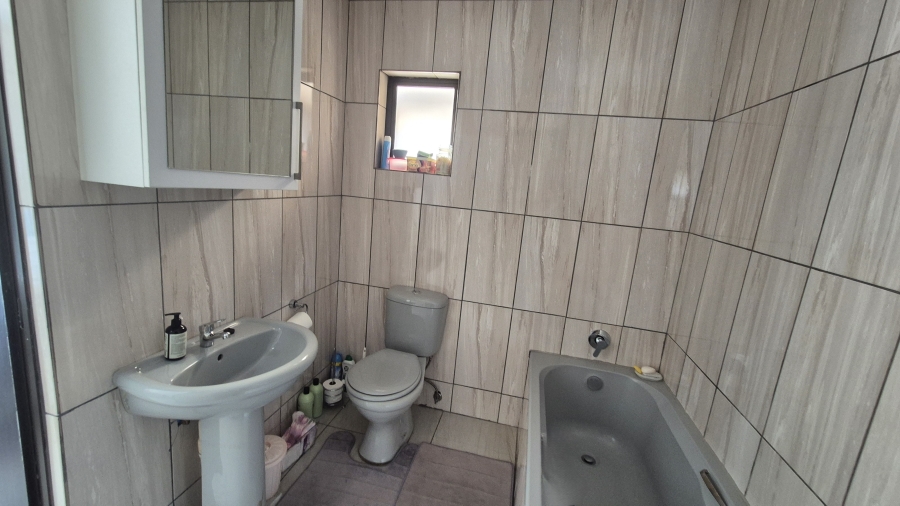 4 Bedroom Property for Sale in Elawini Lifestyle Estate Mpumalanga