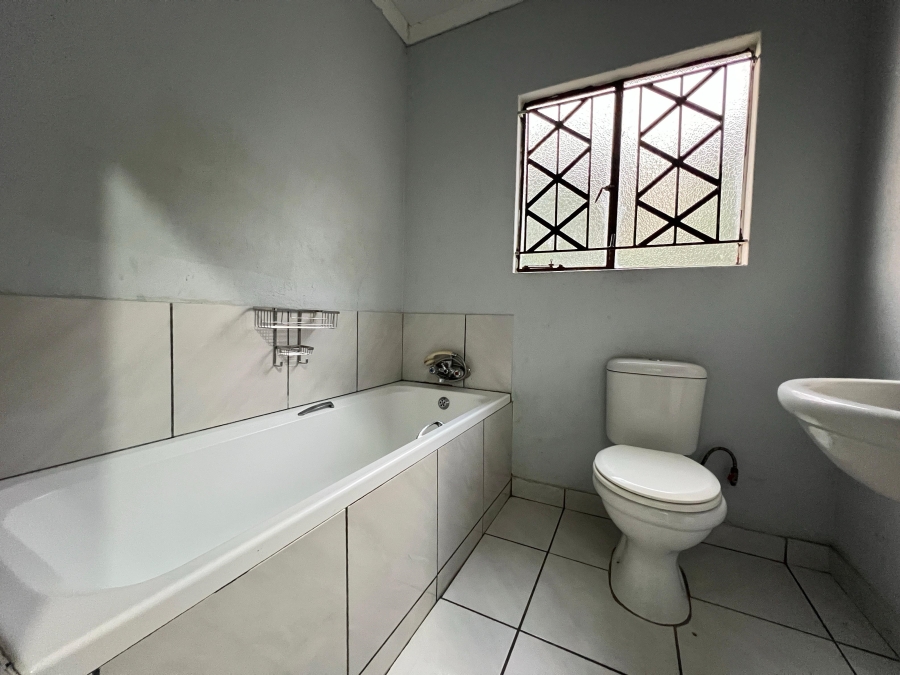 3 Bedroom Property for Sale in Kamagugu Mpumalanga