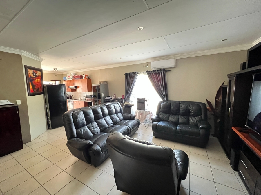 3 Bedroom Property for Sale in Stonehenge Mpumalanga