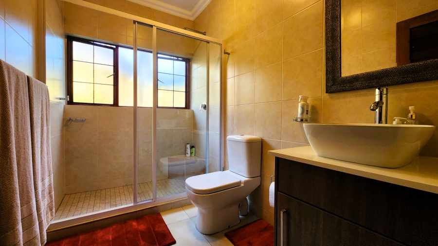 3 Bedroom Property for Sale in Matumi Golf Estate Mpumalanga