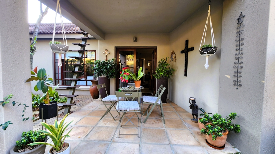 3 Bedroom Property for Sale in Matumi Golf Estate Mpumalanga