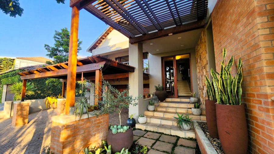 3 Bedroom Property for Sale in Matumi Golf Estate Mpumalanga