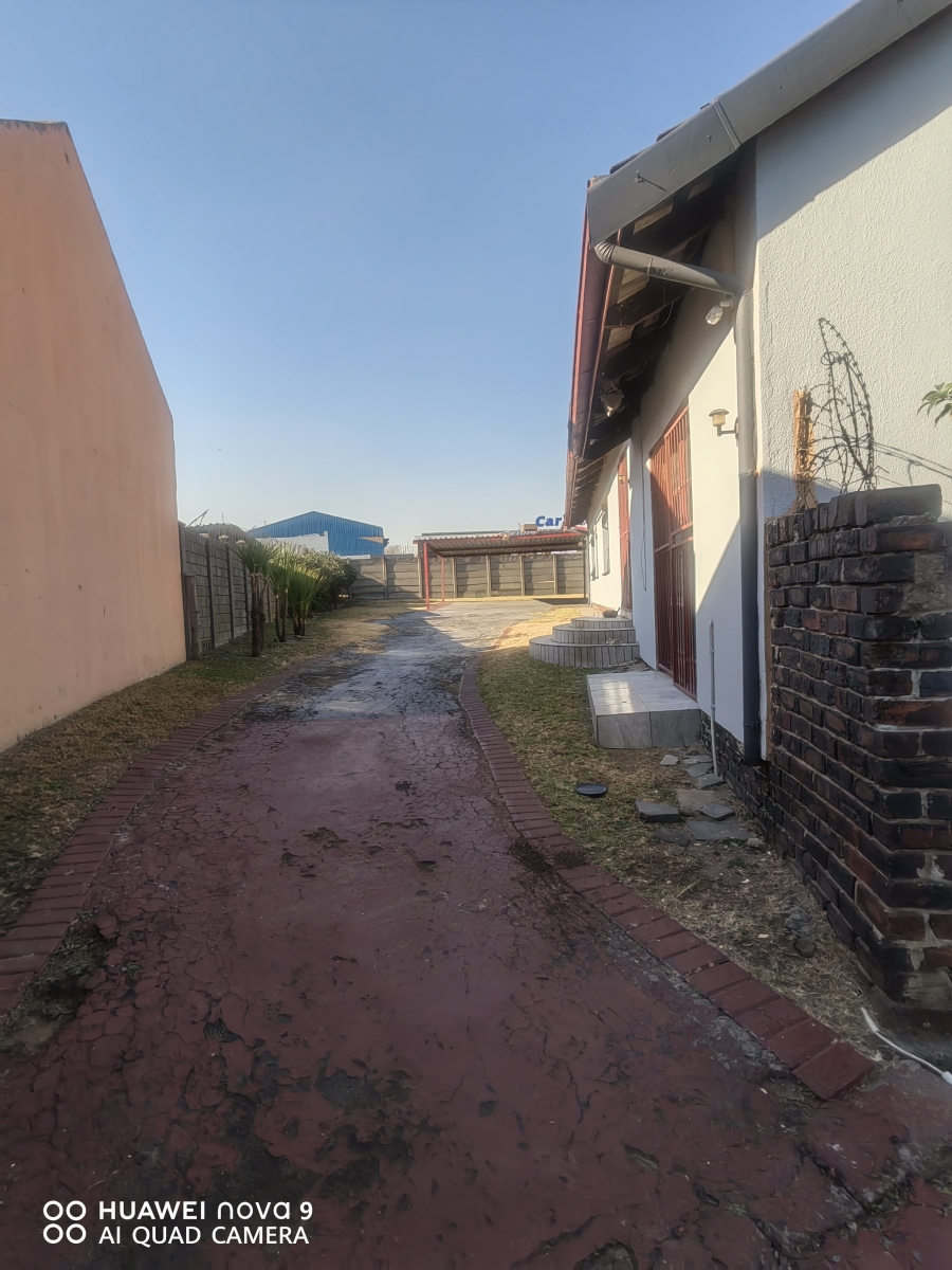 4 Bedroom Property for Sale in Secunda Mpumalanga