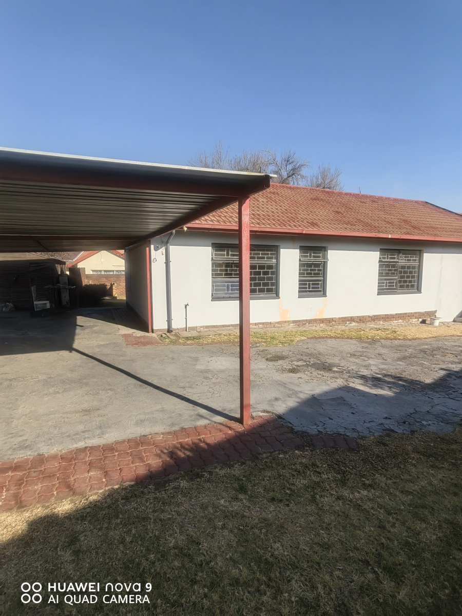 4 Bedroom Property for Sale in Secunda Mpumalanga