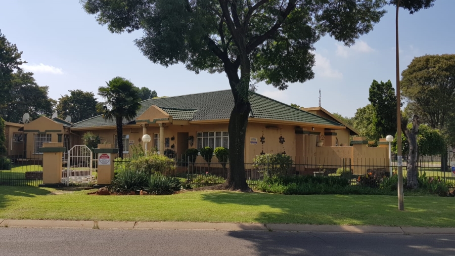 8 Bedroom Property for Sale in Kriel Mpumalanga