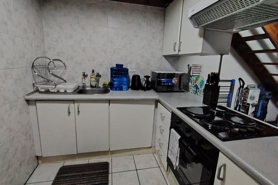 To Let 2 Bedroom Property for Rent in White River Mpumalanga