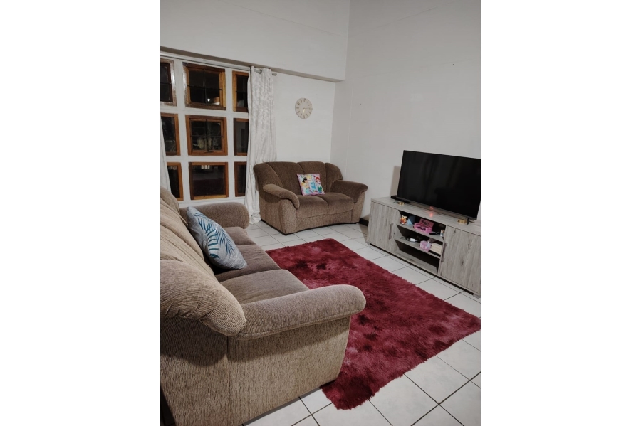 To Let 2 Bedroom Property for Rent in White River Mpumalanga