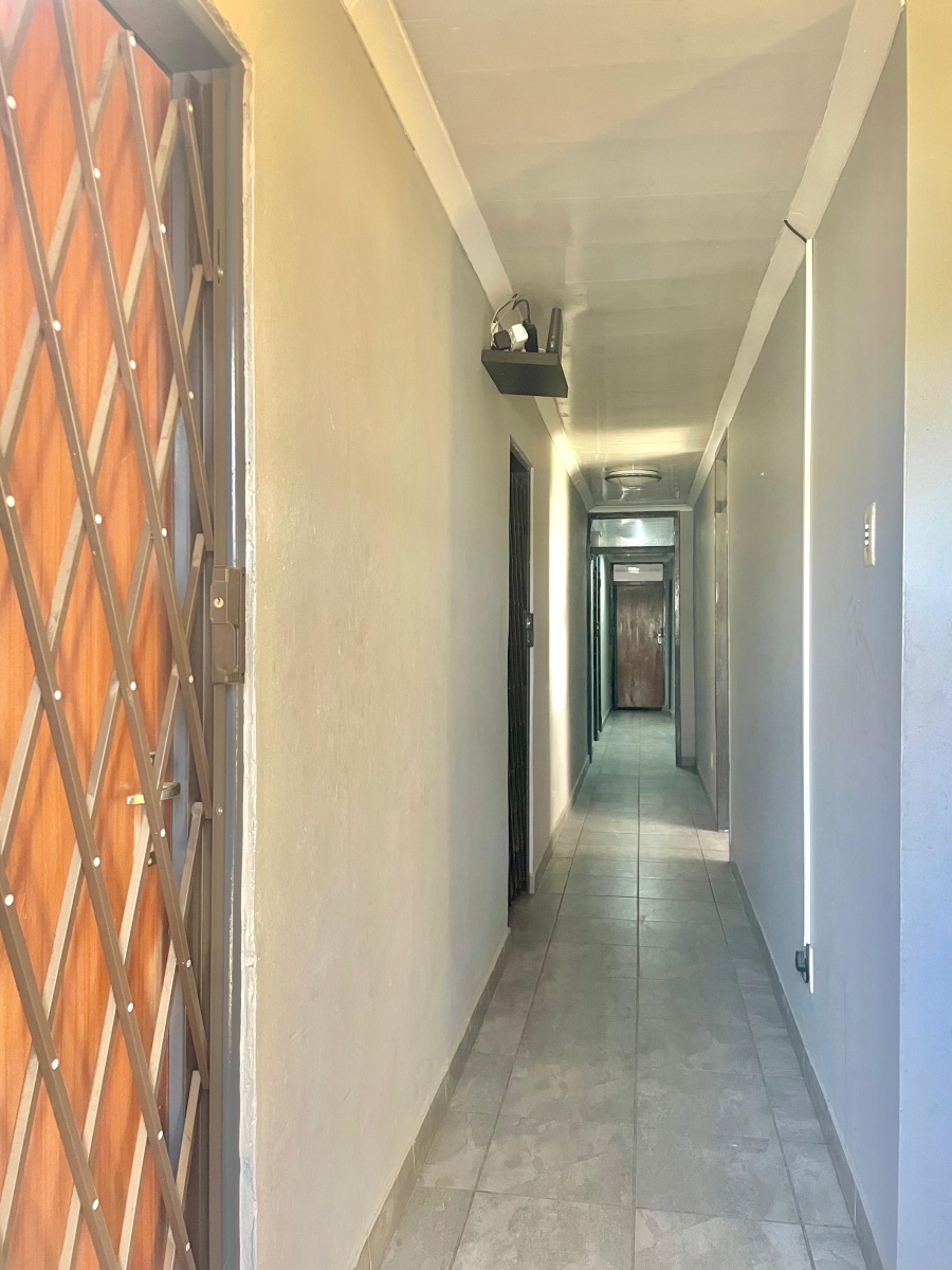 To Let 1 Bedroom Property for Rent in Secunda Mpumalanga