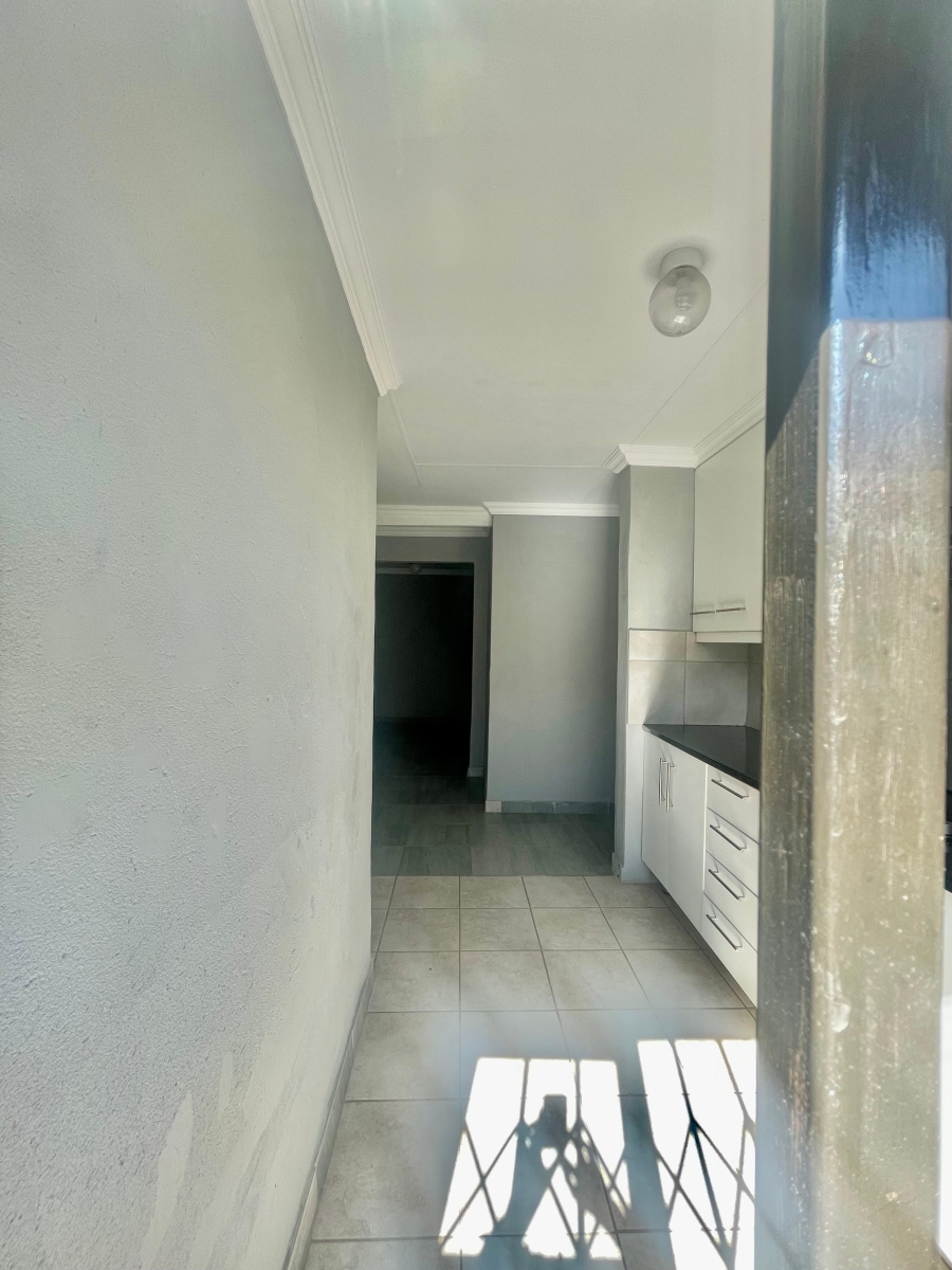 To Let 1 Bedroom Property for Rent in Secunda Mpumalanga
