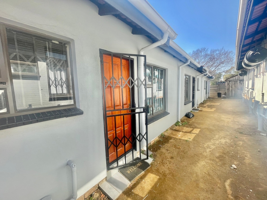 To Let 1 Bedroom Property for Rent in Secunda Mpumalanga