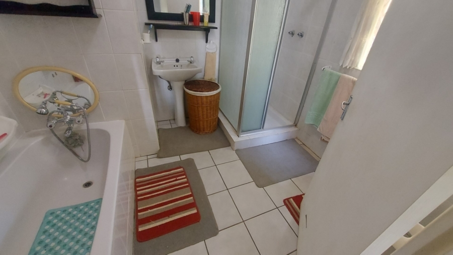 To Let 3 Bedroom Property for Rent in White River Mpumalanga