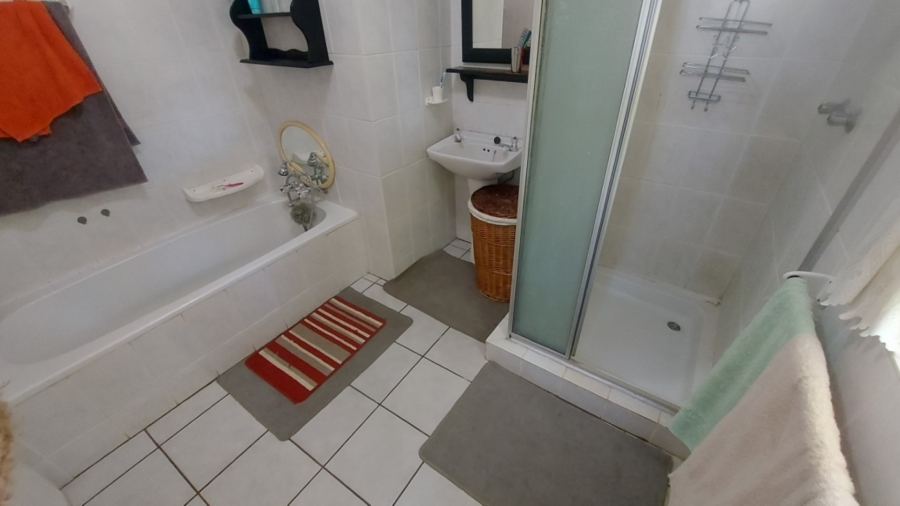 To Let 3 Bedroom Property for Rent in White River Mpumalanga