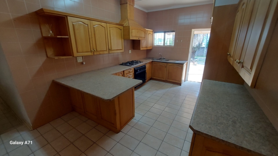 To Let 4 Bedroom Property for Rent in White River Mpumalanga