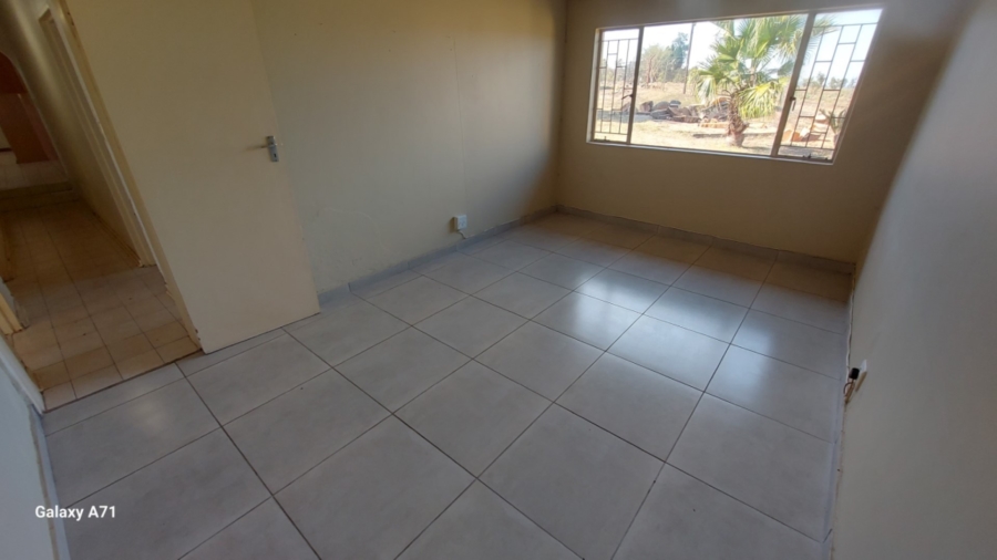 To Let 4 Bedroom Property for Rent in White River Mpumalanga