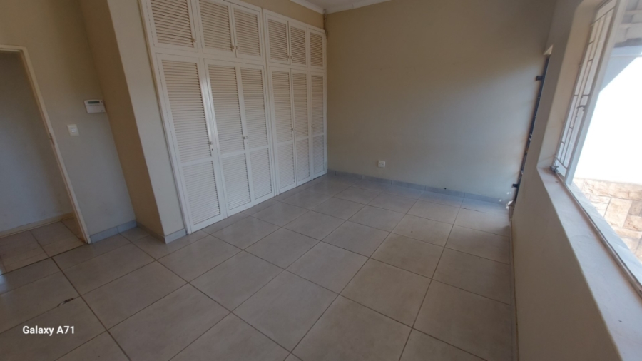 To Let 4 Bedroom Property for Rent in White River Mpumalanga