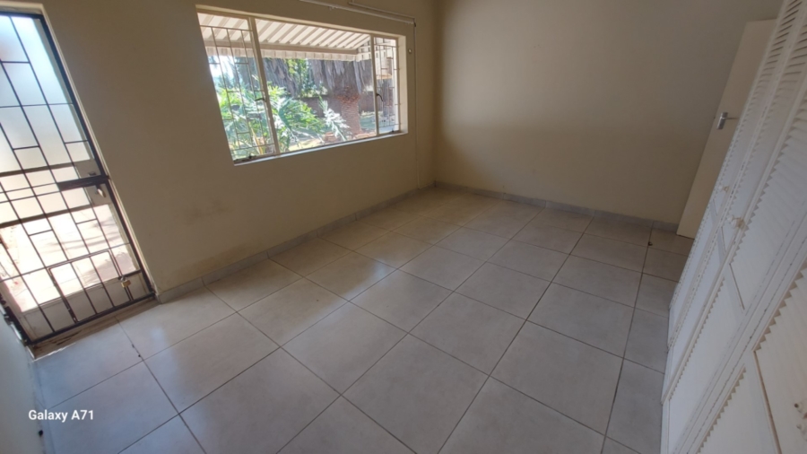 To Let 4 Bedroom Property for Rent in White River Mpumalanga