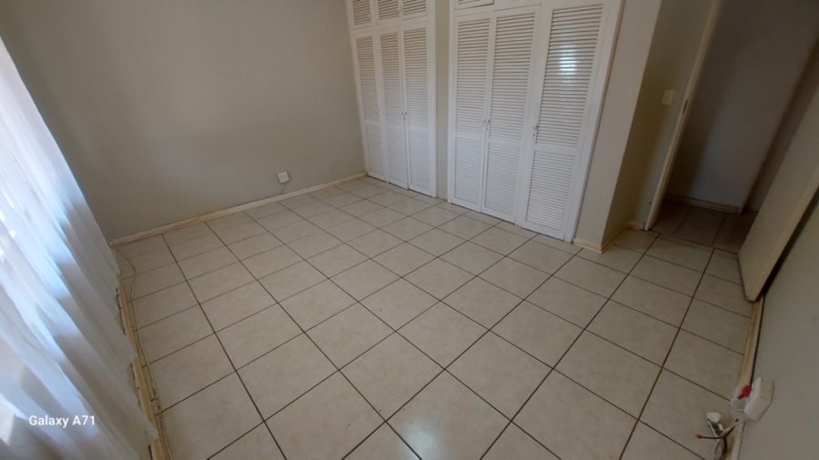 To Let 4 Bedroom Property for Rent in White River Mpumalanga